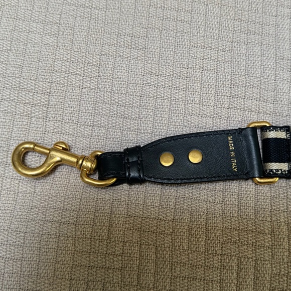DIOR Adjustable Shoulder Strap with Rings - Picture 3 of 6
